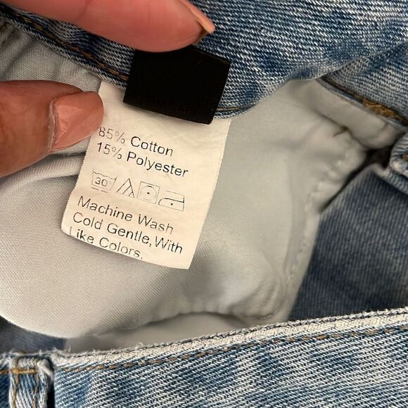 SHEIN High Waisted Denim Shorts with Frayed Hem Distressed Light Rinse Size XS - Picture 5 of 7